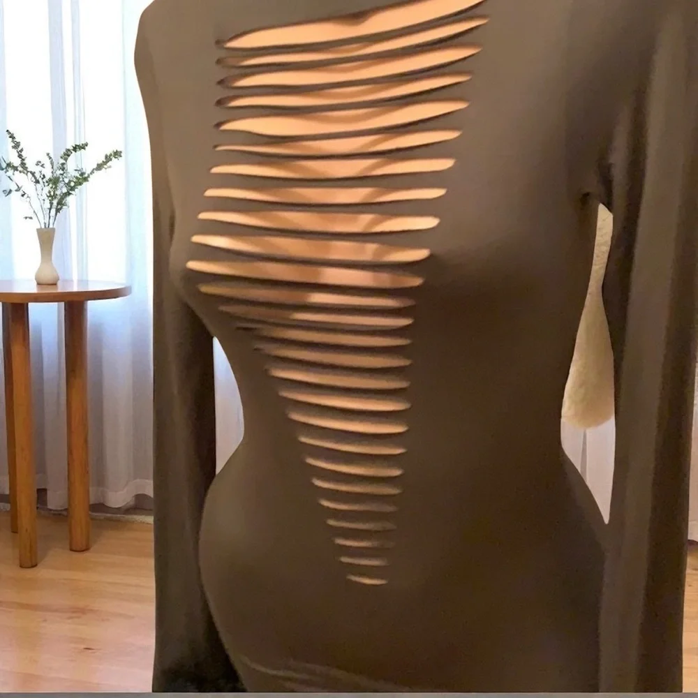 NWOT Love J Bodycon, midi length, long-sleeved, asymmetrical hem dress - Picture 3 of 9